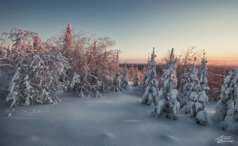 Автобус| Новогоднее путешествие по Уралу: от ледяных пещер до сказочных скал из Нижнего Новгорода