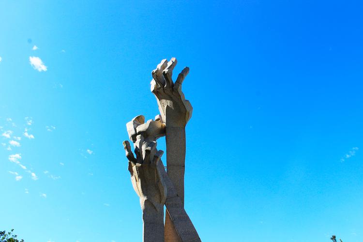 Март на Балтике — где солнце стирает лёд, а воздух пахнет началом чего-то большого.