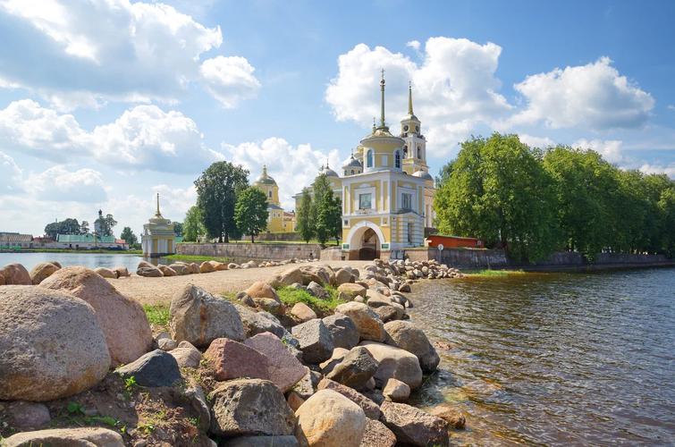 Автобус| Духовный маршрут: Нилова Пустынь и целебные воды Оковецкого ключа
