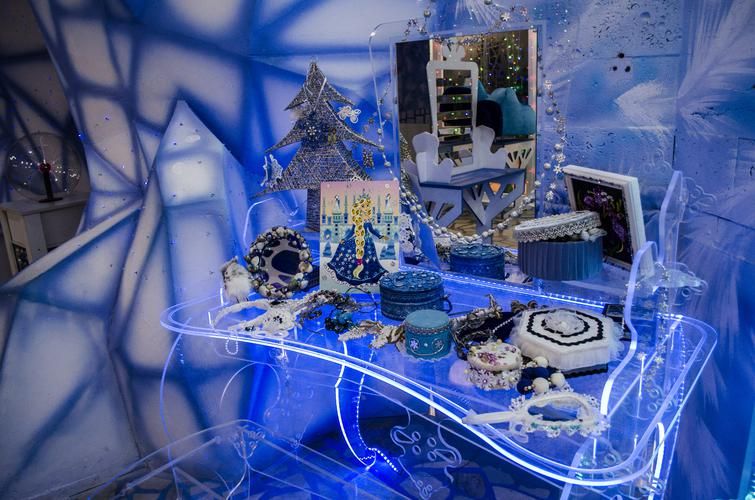 Новогодняя история в царстве Мастера Мороза и Костромской Снегурочки