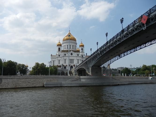 Праздничное путешествие в Москву