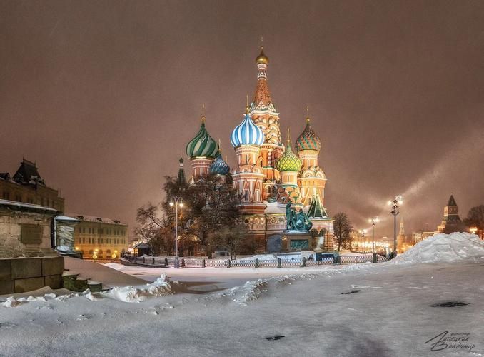 Сквозь века по московским улицам: соединить эпохи 4 дня