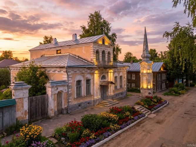Автобус| Тверское наследие: Старица и Ржев