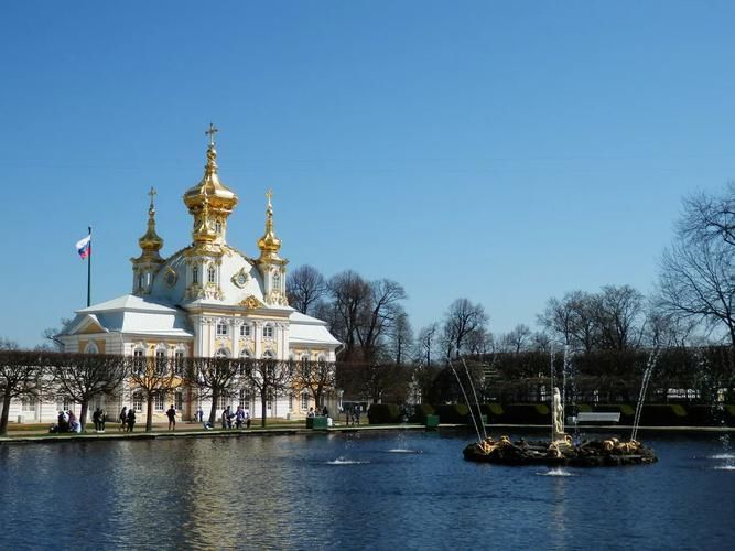 Дворцовое трио: Петербург, Петергоф, Царское Село