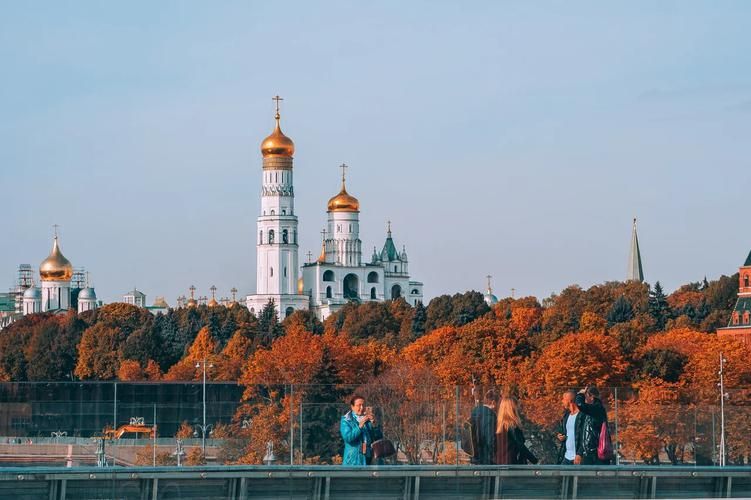 Столичный дуэт: Петербург и Москва