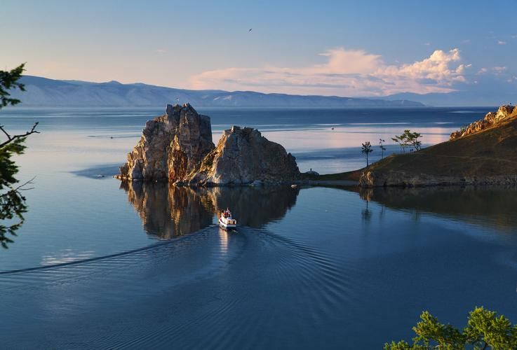 Вокруг Байкала: горы, воды, святыни