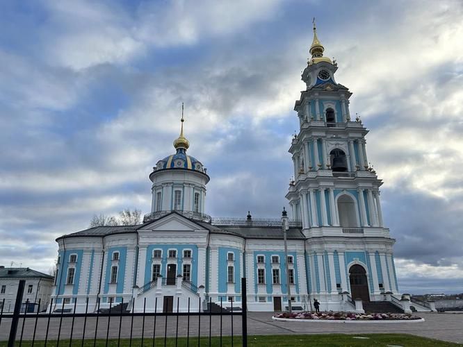 Автобус| Серебряная ладья: фейерверки и волшебство Костромы