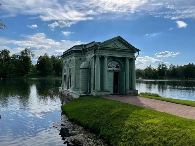 Великолепие Гатчины: от тронных залов до сырной мастерской