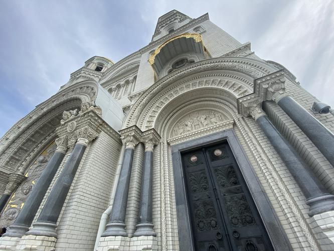 Петербург встречает Новый год: сказка, музыка и шампанское 4 дня